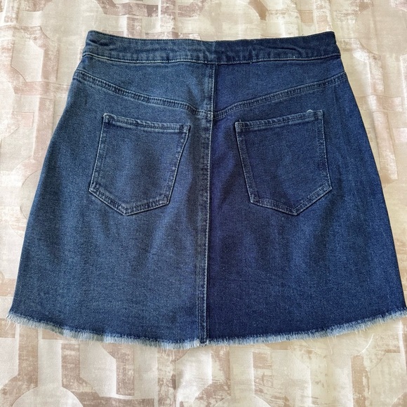 Wild Fable 2 Toned full zip Denim Mini Skirt Raw Frayed Hem Size 8 - Picture 6 of 8